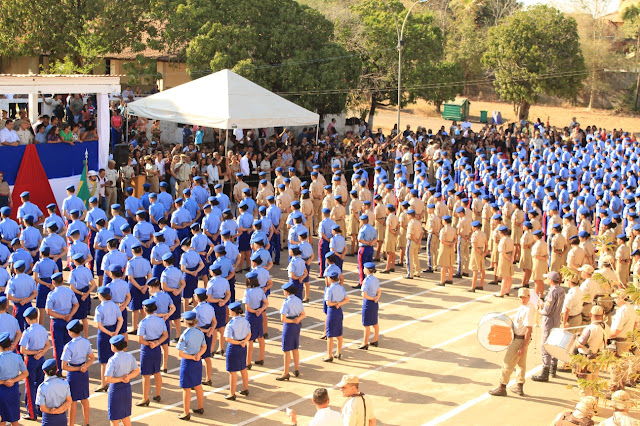 Colégio da Policia Militar de Barreiras comemora o aumento da nota no IDEB