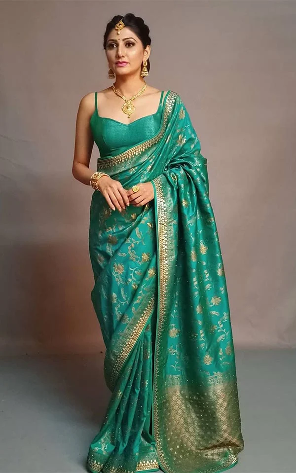 Bhavwini Gandhi green saree hot actress