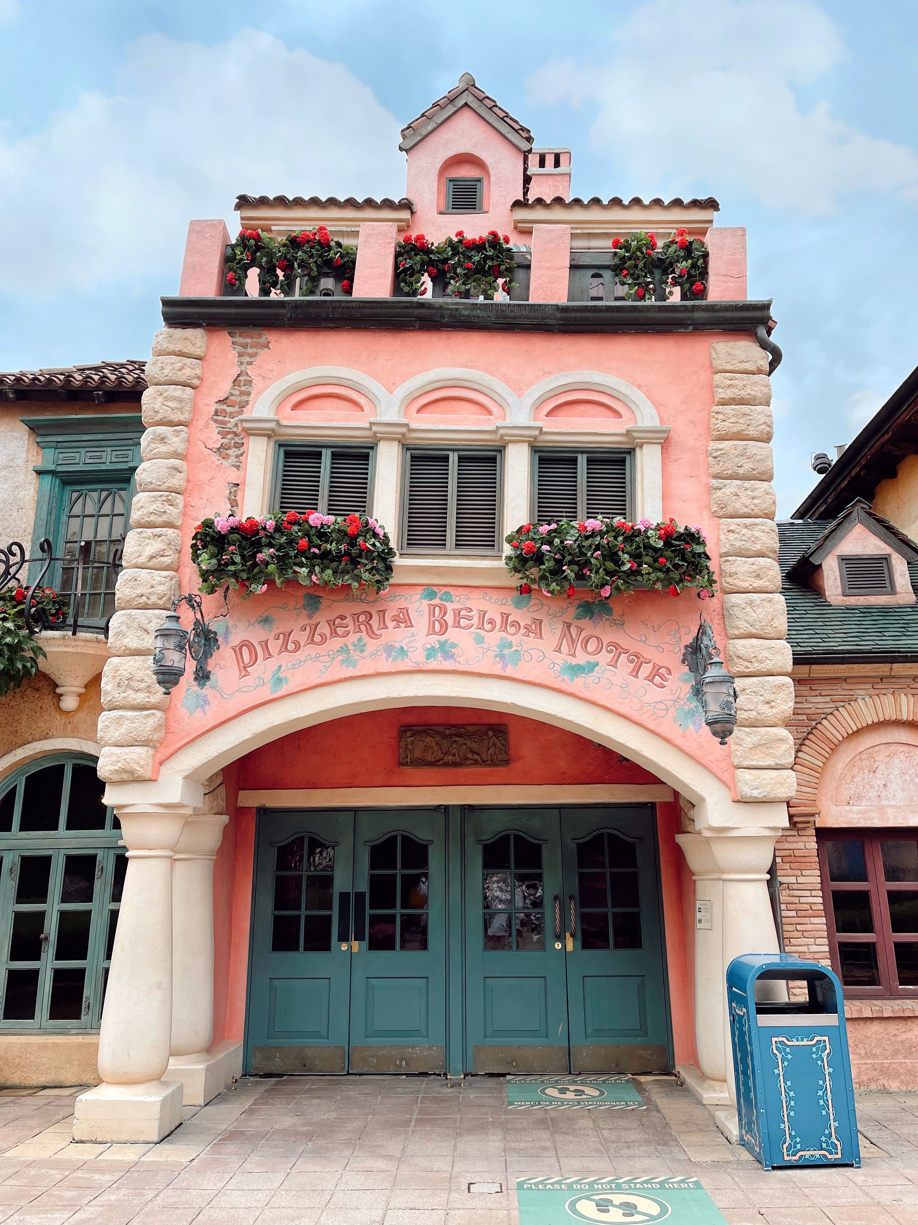 Donde comer en Disneyland Paris, Pizzeria Bella Notte