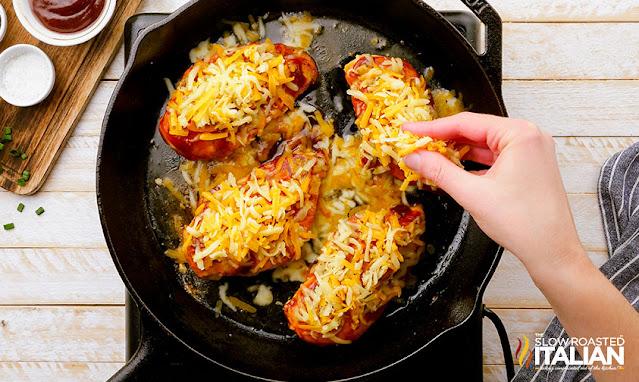 monterey chicken recipe sprinkled with cheese