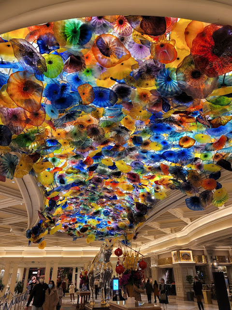 Chihuly ceiling at Bellagio Las Vegas