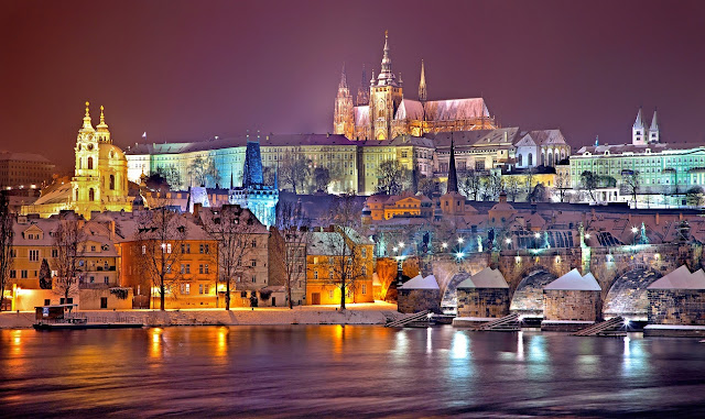 Ночь Snow, Пражский Град, Зимняя Прага