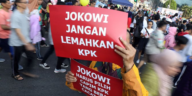 PANAS! Demokrat Balas Sindir PDIP: Era Jokowi KPK Makin Kuat Atau Makin Lemah?!