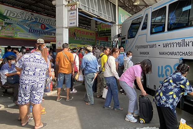 Songkran Travelers in Thailand Face Increased Road Accident Risk.