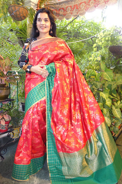 Tussar and silk Bnarasi saree in chilli red and green