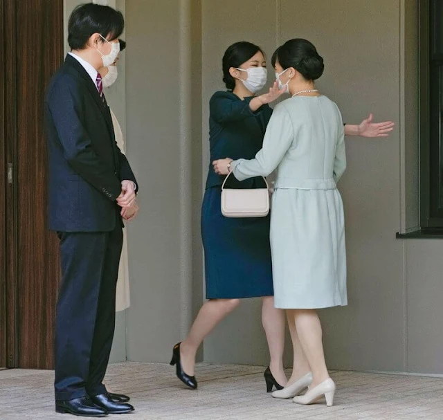 Princess Mako and Kei Komuro got married in a private ceremony. Crown Prince Akishino, Crown Princess Kiko and Princess Kako