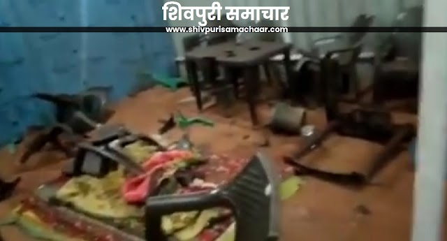 खाना खाने को लेकर बवाल: होटल कर्मचारी के साथ मारपीट, टेबल कुर्सी तोड़कर भागे - kolaras News