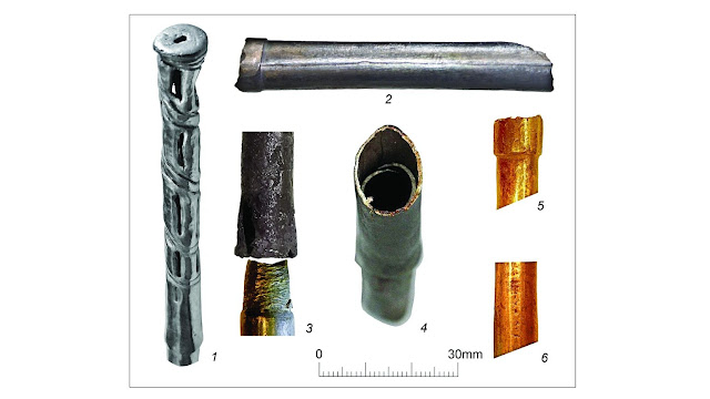 Τα τμήματα του "σκήπτρου" από τον πολιτισμό των Maikop: 1) Μία από τις οκτώ ασημένιες διάτρητες λαβές, 2) Σύνδεσμος μεταξύ δύο τμημάτων ασημένιου σωλήνα, 3-5) διάφοροι τύποι εξαρτημάτων, 6)  πιθανώς συγκολλημένη διαμήκης ραφή. [Credit: V. Trifinov, Antiquity Publications Ltd.]