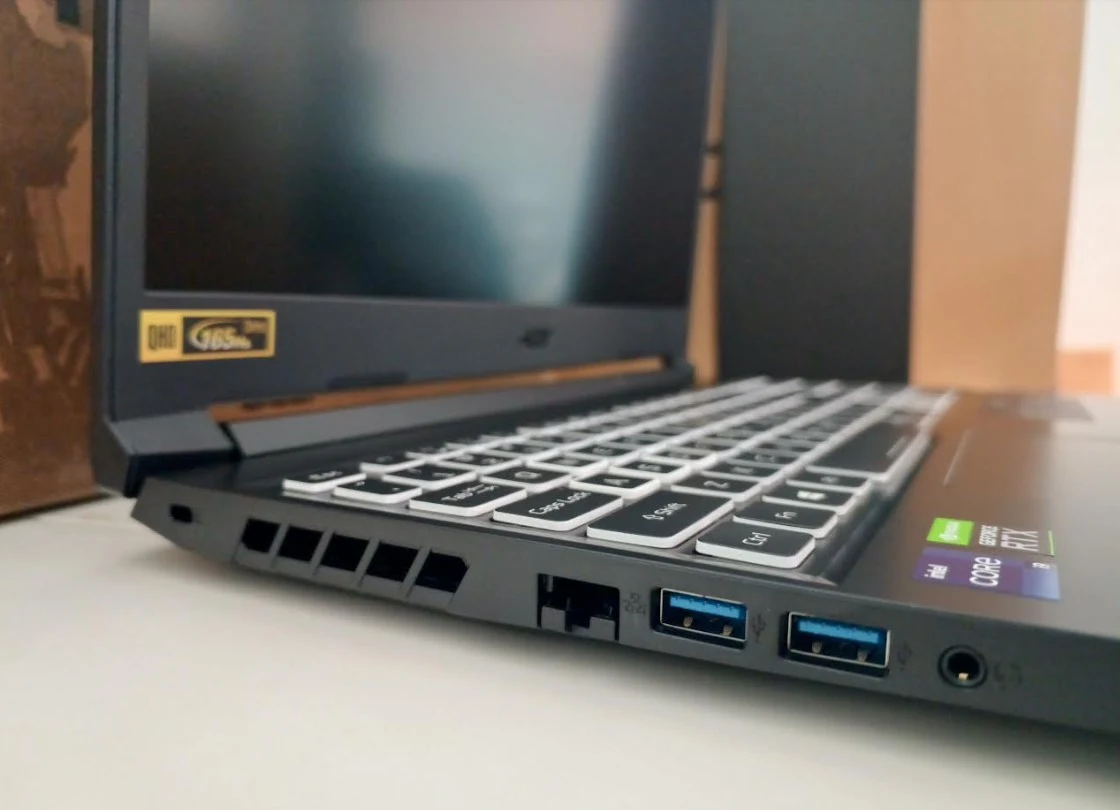Review Acer Nitro 5: Bertenaga Intel Core i9, Gaming Puas Tanpa Takut Panas