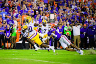 SEC: LSU Offense Shines, Powers Tigers Past Florida, 45-35