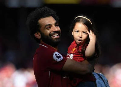 صور محمد صلاح ومكة