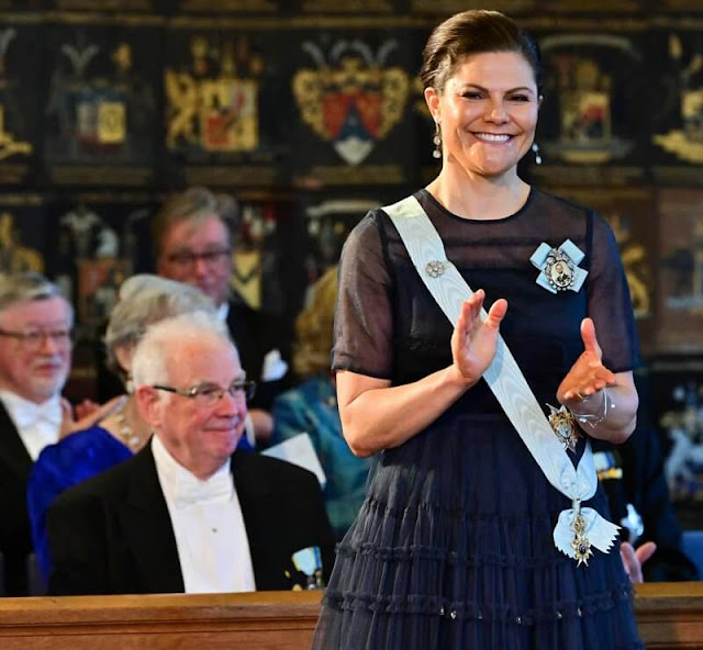 Crown Princess Victoria wore a tulle-ball dress from H&M Conscious Exclusive. Professor Marie-Louise Nosch