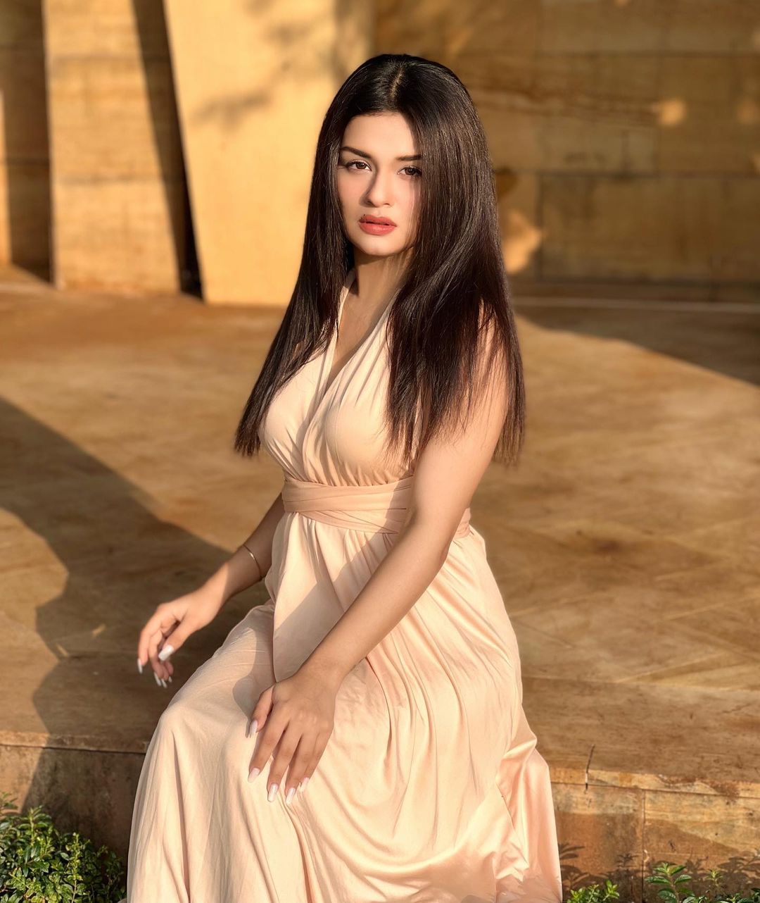 Avneet kaur pic