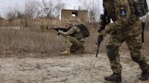 Ukraine Reports Two Soldiers Killed in Separatist Shooting