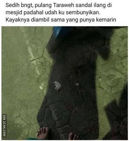 11 Meme Lucu 'Sandal Jepit' Ini Bikin Ngakak Setuju