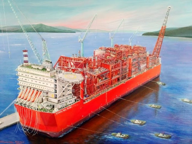 Plataforma de FLNG já navega nas águas nacionais