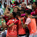 Flamengo reata laços com a torcida e cresce na reta de chegada para final