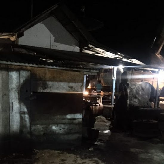 Rumah Makan di Jalan Plelen, Diduga Kuat Menjadi Penampungan Solar Kencingan