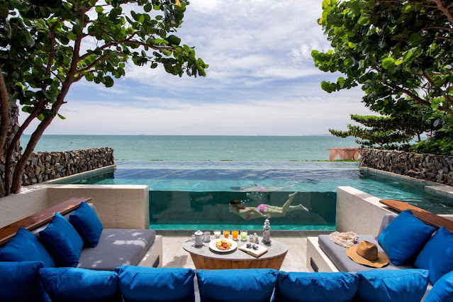 Beachfront Pool Villa