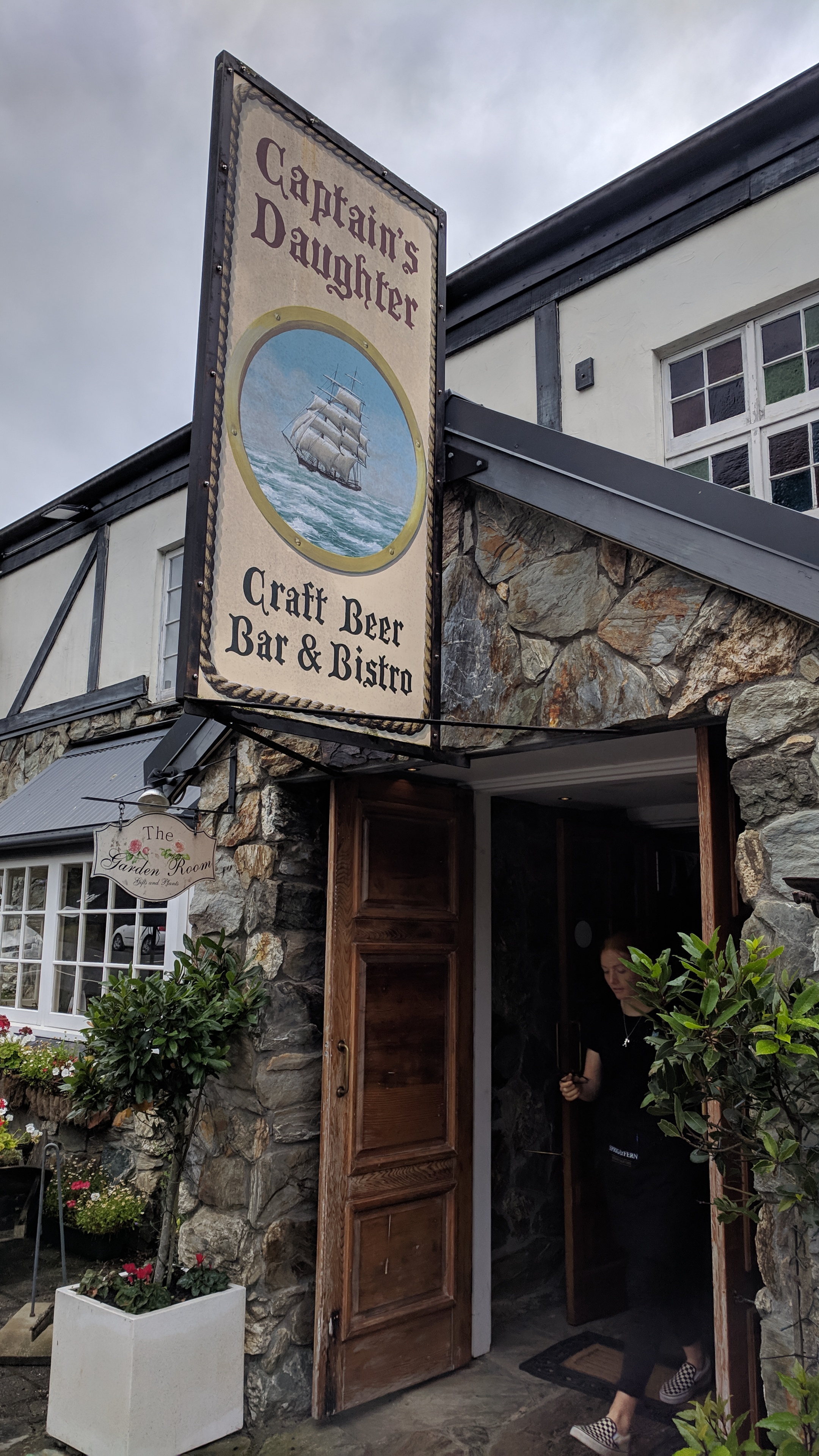 Captain's Daughter pub in Havelock, New Zealand