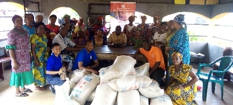 Foundation donates to orphanage home, widows in Imo