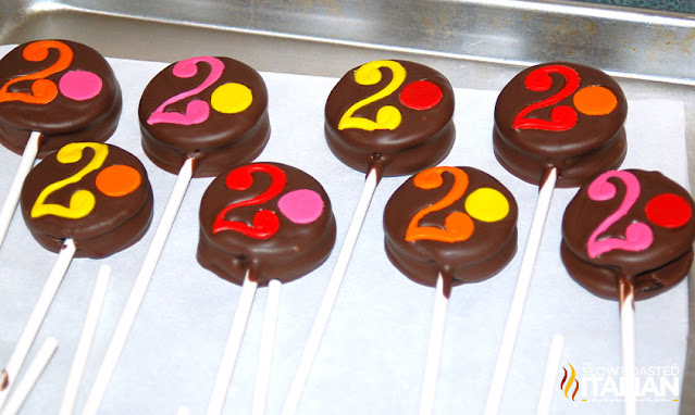 chocolate covered oreos with 2's