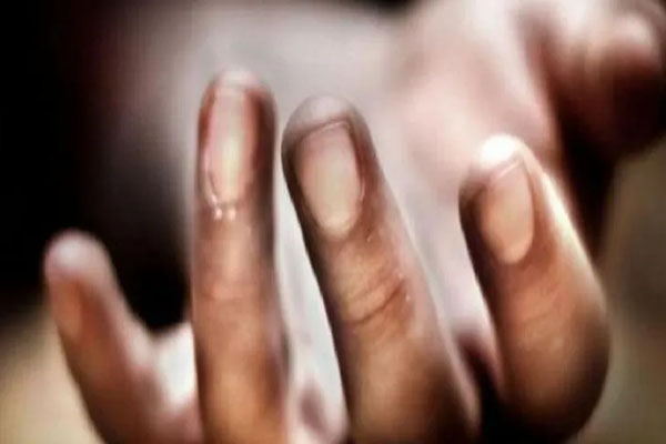 सेल्फी लेने के चक्कर में दो युवको की चली गयी जान