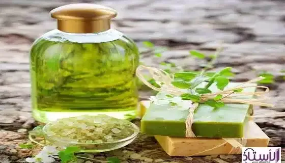 Make-your-own-herbal-shampoo-to-care-and-moisturize-dry-hair
