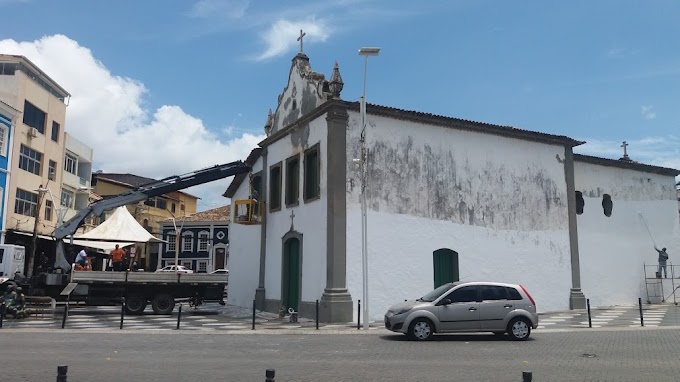 Até quando a antiga Igrejinha de Sant`Ana vai ficar fechada?