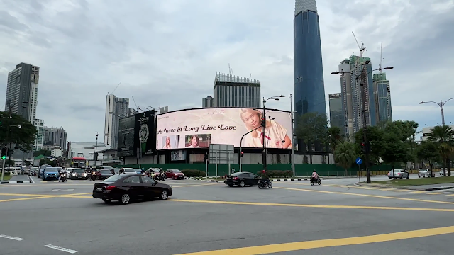 fans support ad, lot 10 led billboard, Malaysia digital billboard, kl digital billboard, KL led billboard, kuala lumpur digital billboard, KL LED Ads,