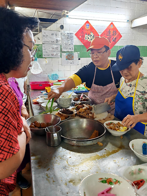 Kuching_Petanak_Central_Market_#34_Kway_Chap