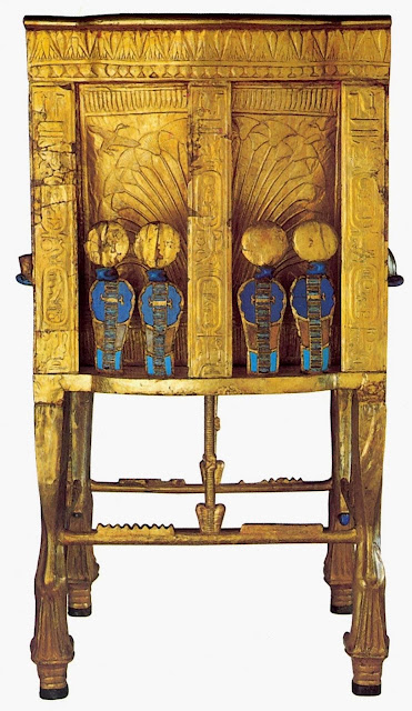 Золотой трон Тутанхамона. Вид сзади