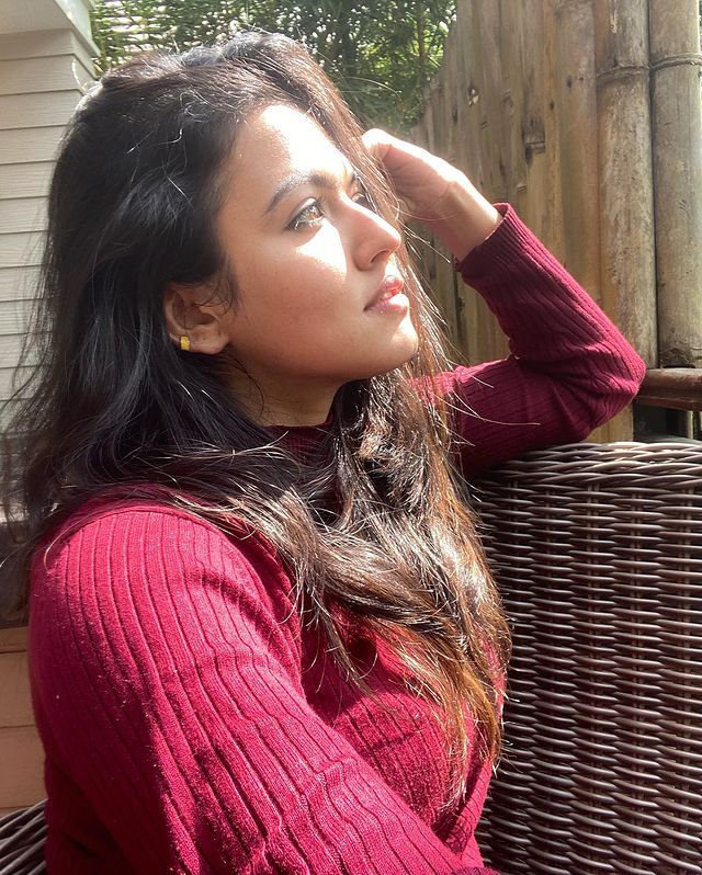 Aparna Das Saree Photos