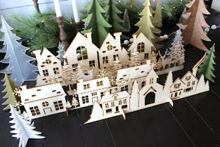 Putz Houses - Christmas Decoration Online Items