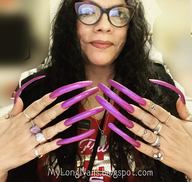Long Nails: Doreen's super sexy long nail photos - 1