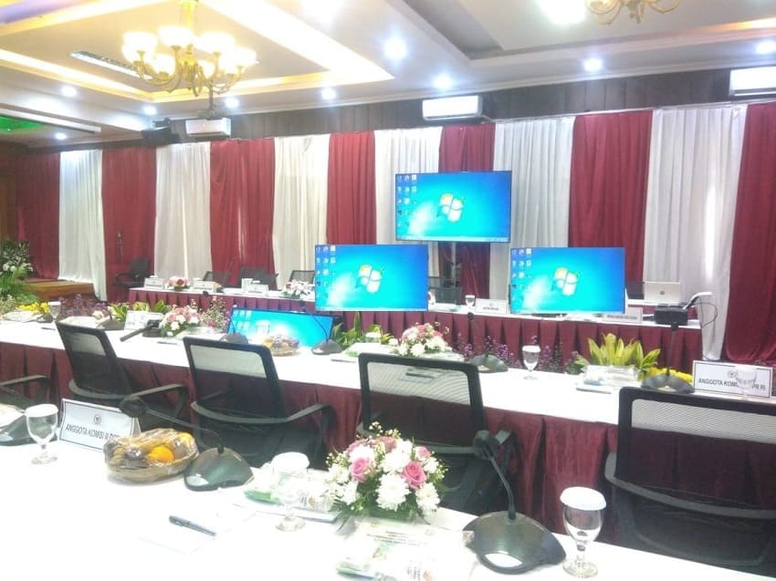 Tempat Sewa TV Matador | Rental Standing TV Monitor 42, 50, 60, 65, 70 Inch | Penyewaan TV Lantai Hawila Jakarta