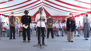 Sewa Meja Bundar Jakarta