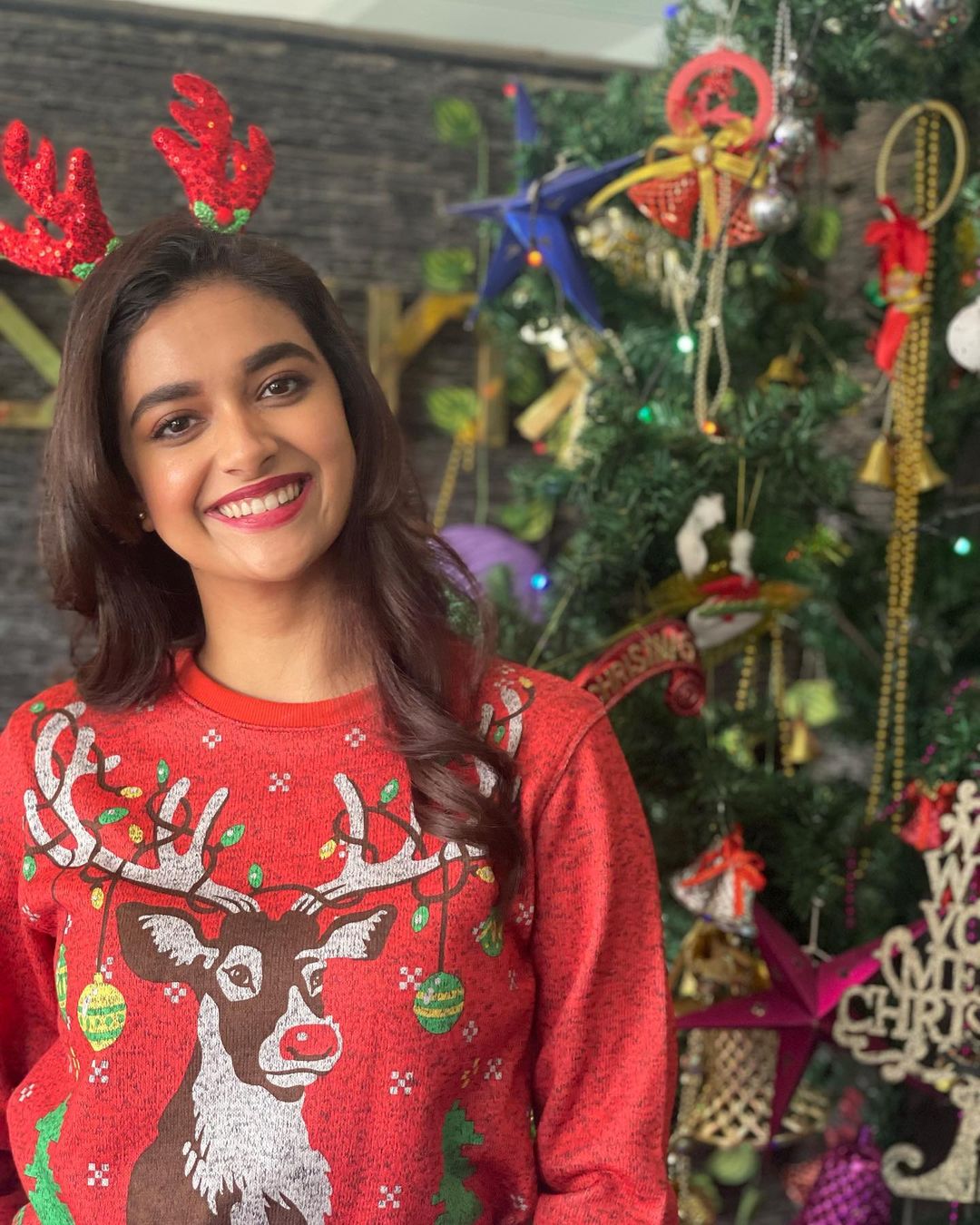 Actress Keerthy Suresh Latest Photos in Christmas 2021