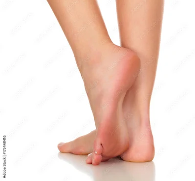 Easy Home Remedies for Cracked Heels