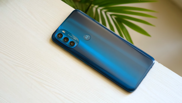 Moto G71 Review