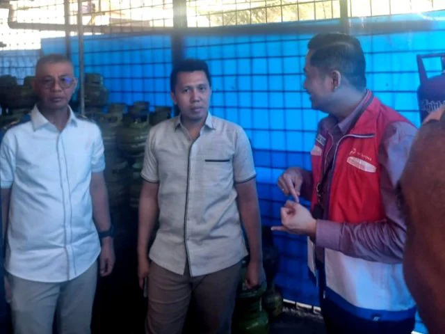 Pastikan Ketersediaan LPG 3 KG, Pertamina, Hiswana dan Ditreskrimsus Polda Sumbar Lakukan Sidak