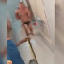Faxineiro: faxineiro é agredido com socos por morador de prédio no litoral