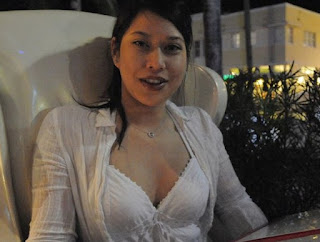 Picture of Glenda Bautista sitting in a chair