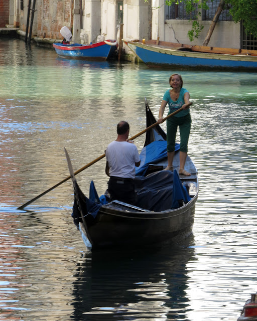 Gondola lessons, Rio di Santa Marina, Venice