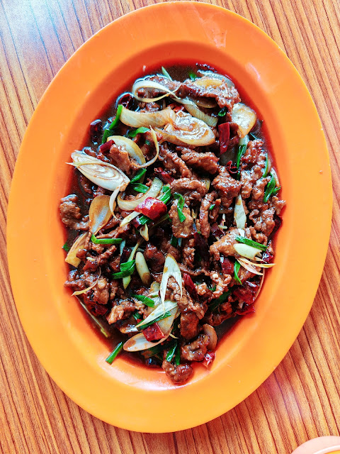 Lundu_Ah_Hang_Seafood_Corner_潮州小炒_Tua_Pek_Kong_Temple