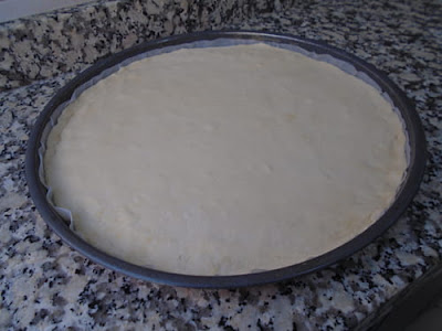 Masa de pizza con levadura seca instantánea