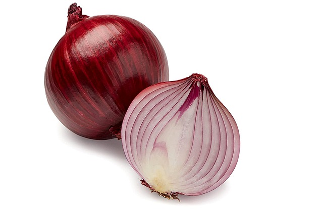 Benefits of onion juice for hair