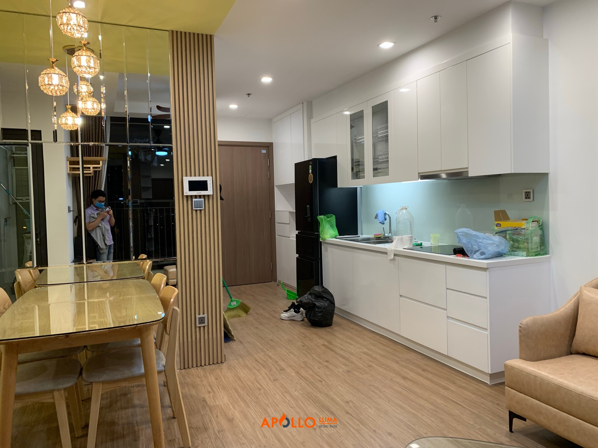 oàn thiện bàn giao căn hộ 2 phòng ngủ Vinhomes Green Bay