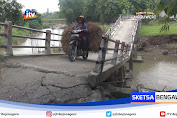 Tergerus Banjir, Jembatan Antar Desa Di Lamongan Ambruk