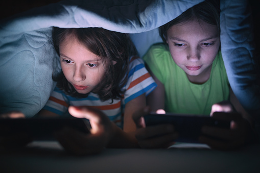 Smartphones effect on Children